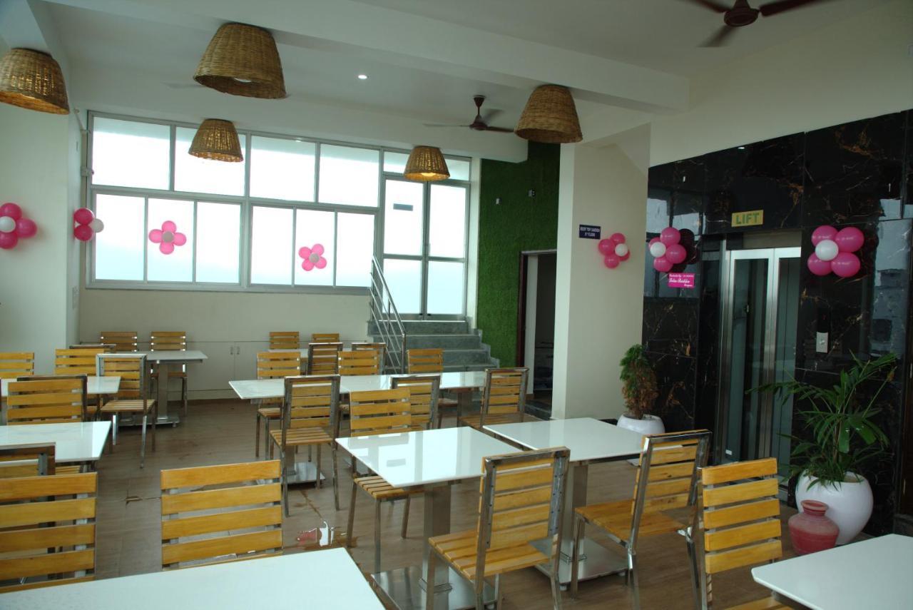 Jai Wings Hotel Пондичери Екстериор снимка