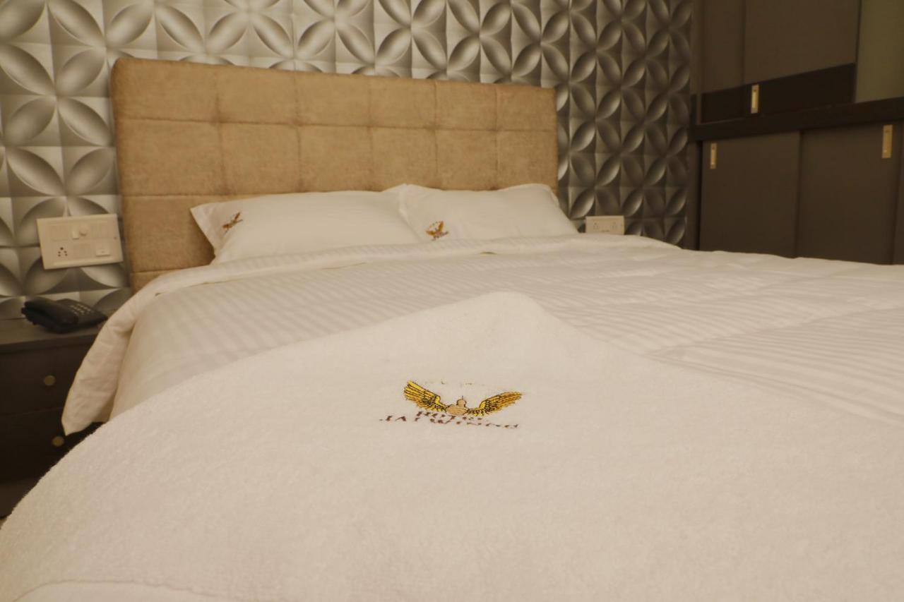 Jai Wings Hotel Пондичери Екстериор снимка