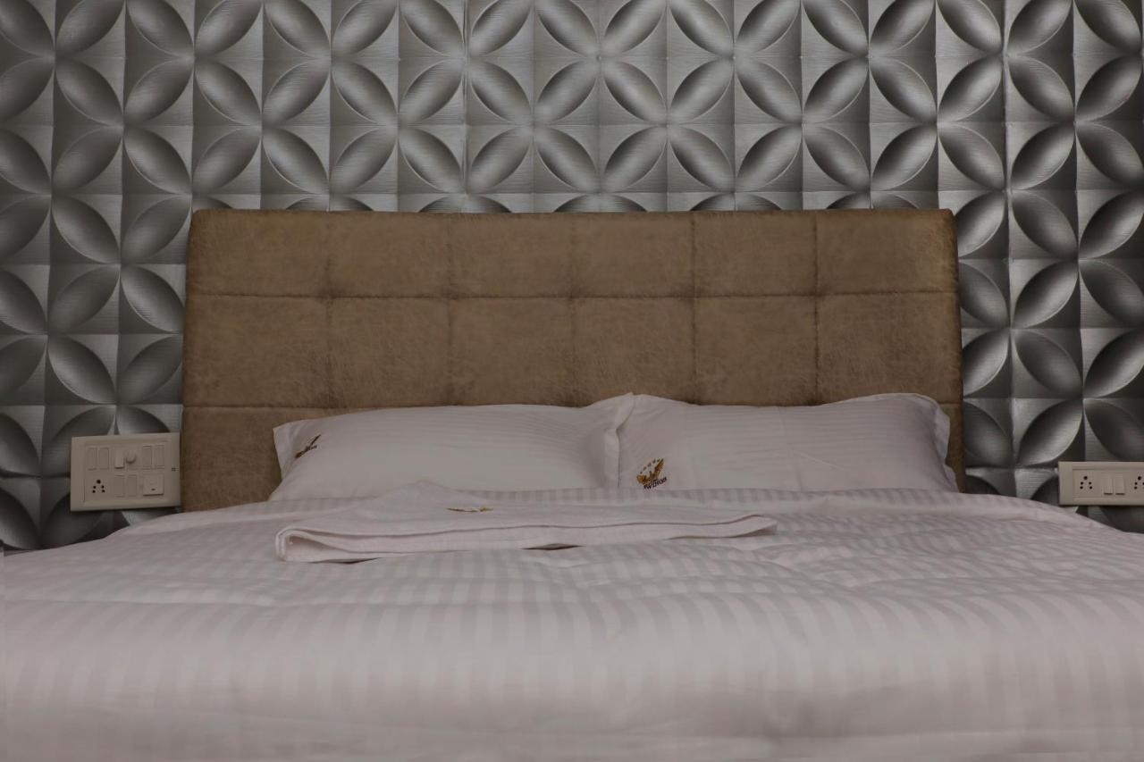 Jai Wings Hotel Пондичери Екстериор снимка